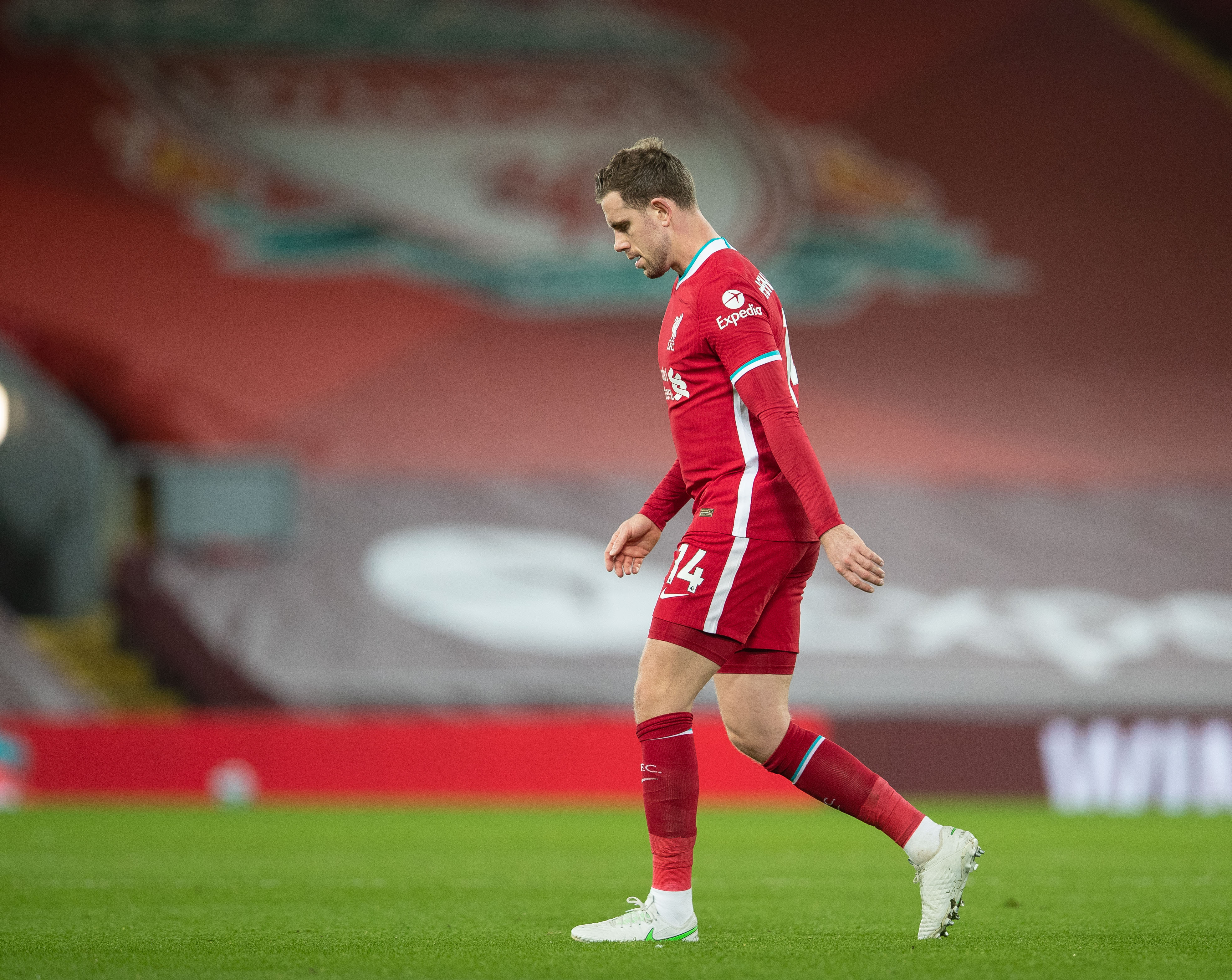 BLG官方分享Elk选手23岁庆生视频：呼！蜡烛一吹，许个愿吧！