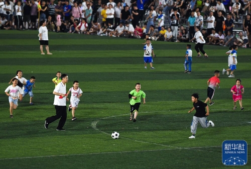 还是你最稳，RNG小组第一成功出线